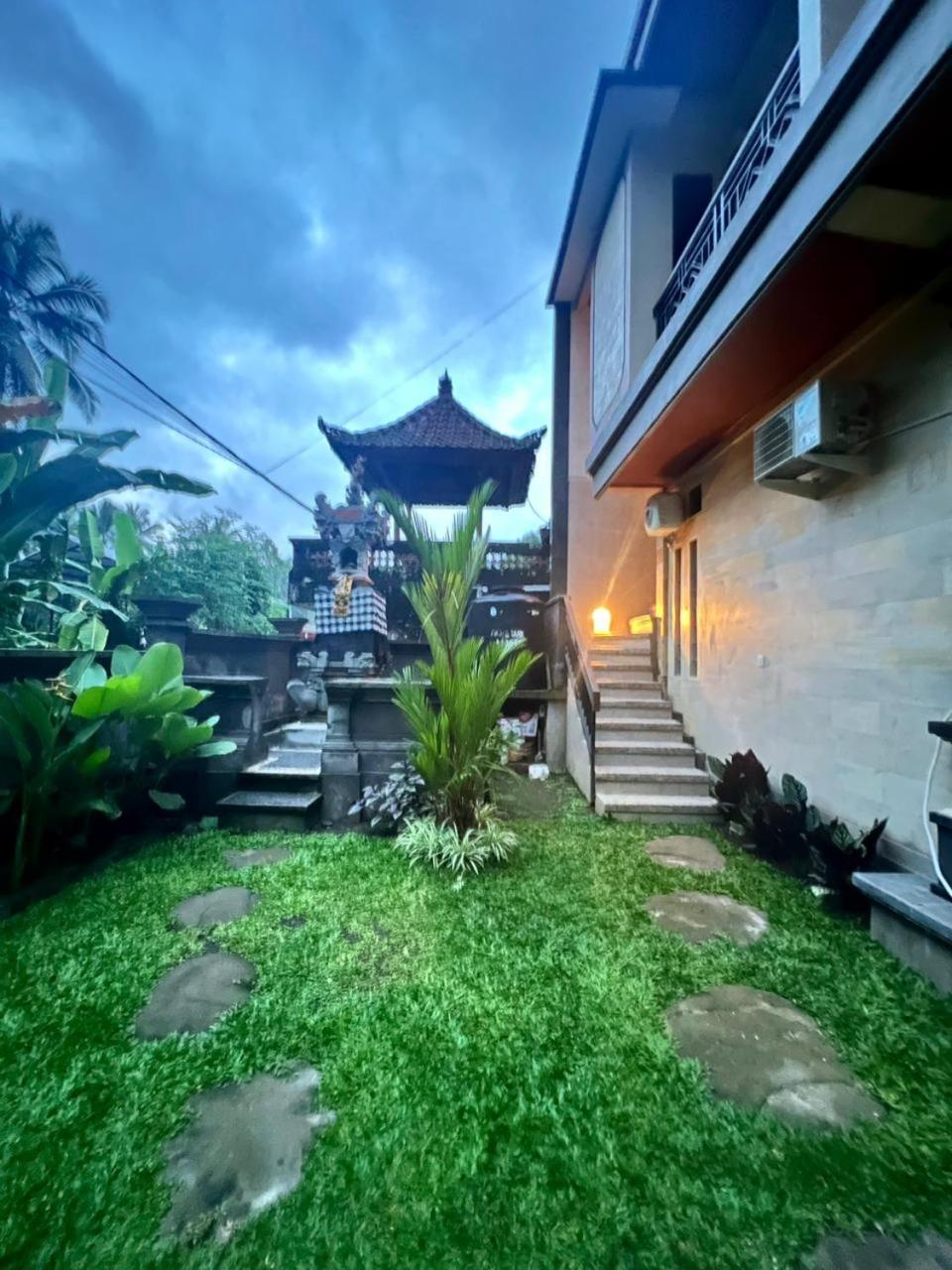 Apartment Rare House